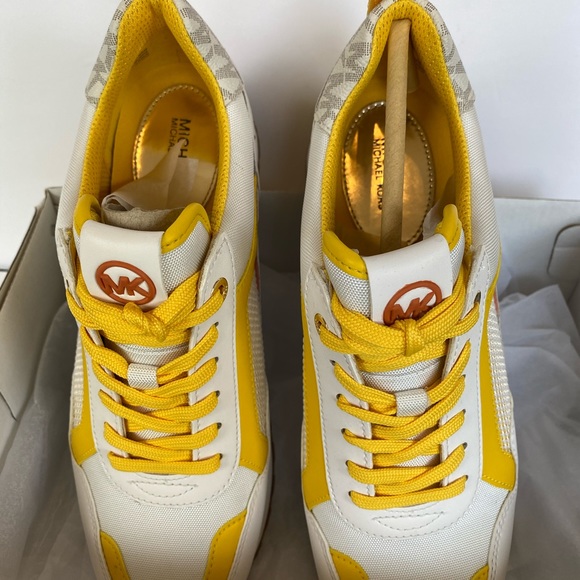 MICHAEL KORS Wilma Trainer Canvas sneaker Size:7.5 - Picture 3 of 12